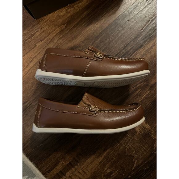 Florsheim jasper perf Jr saddle tan boys 11M venetian loafer NIB - Picture 2 of 6